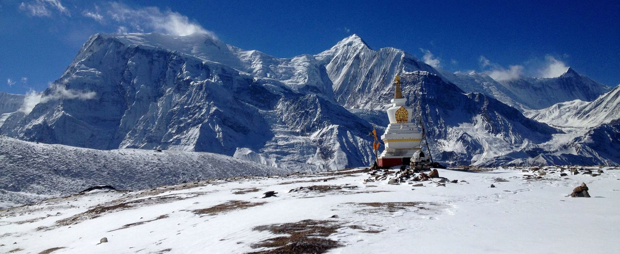 The Annapurna Himal on ascent from Manang to Tharong La