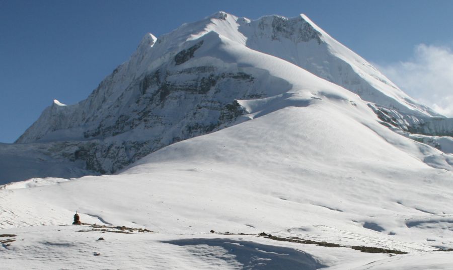 Tukuche Peak above the Hidden Valley