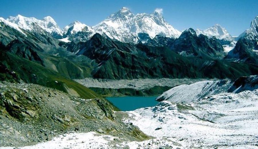 Mount Everest and Gokyo Lake from Renjo La