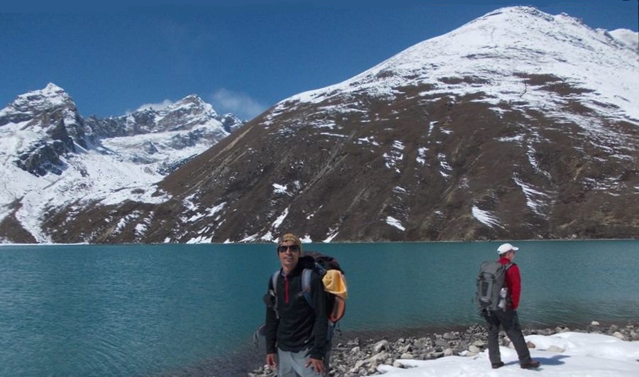 Renjo La and Gokyo Ri across Gokyo Lake