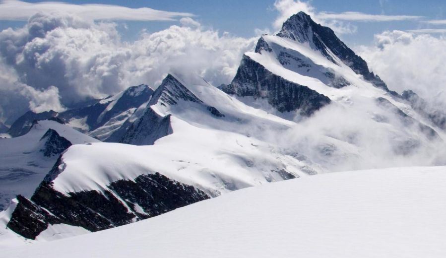 Finsteraarhorn from the Fiescherhorn