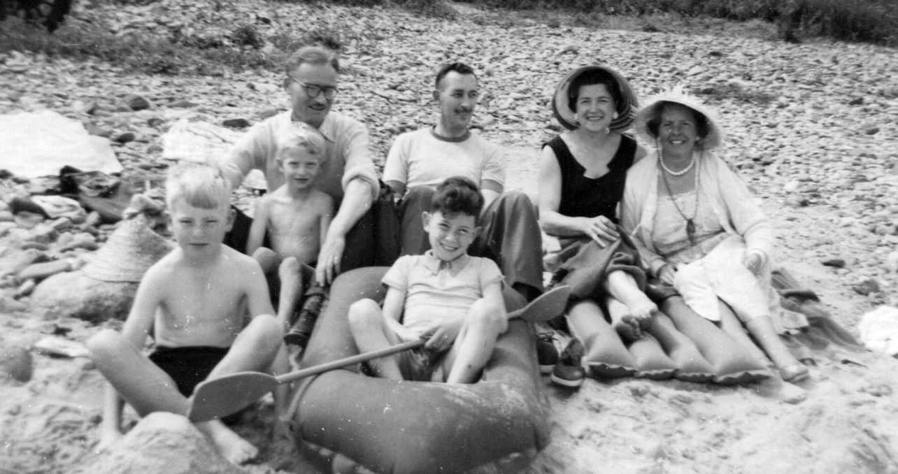 Charlotte Ingram, Roy Ingram, Eric Ingram, Charles Welch Ingram on Isle of Arran