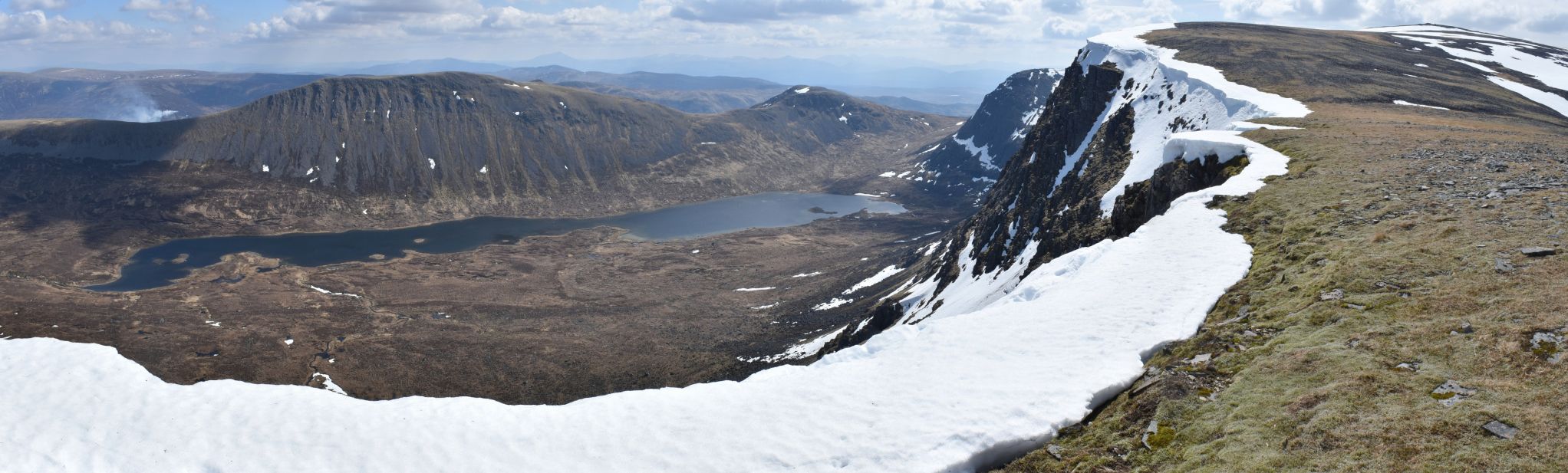 Long Leachas ridge on Ben Alder