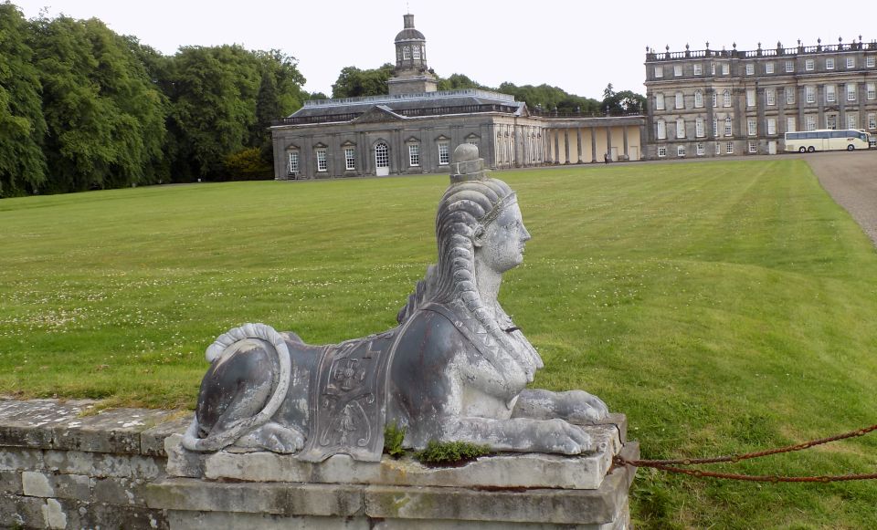 Hopetoun House