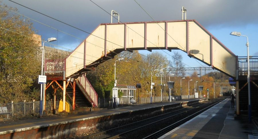 Foot bridge at Anniesland railway station