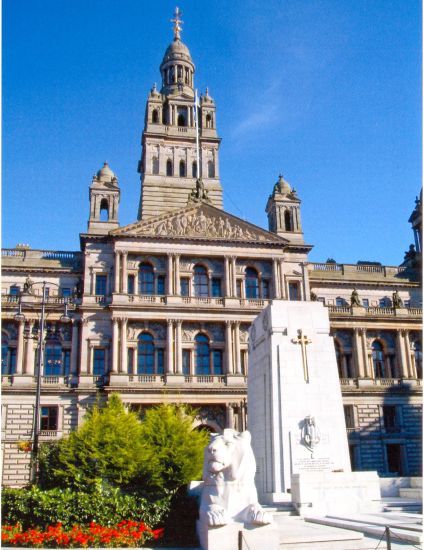 City Chambers and Cenotaph in George Square, Glasgow city centre, Scotland