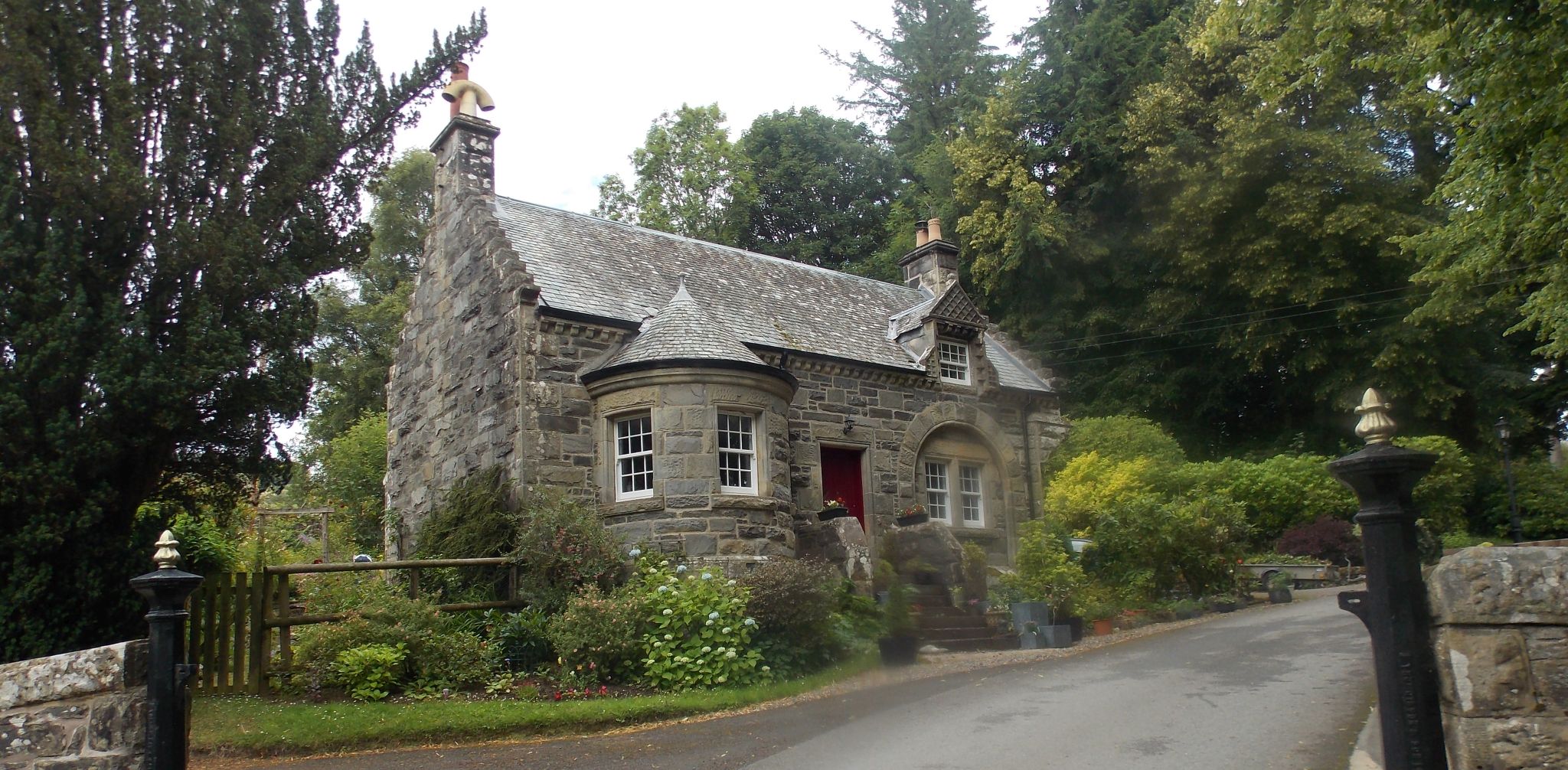 Gate House above River Tay