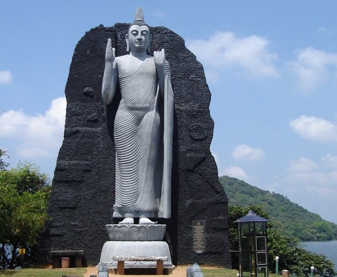 Giant Standing Buddha on road to Polonnaruwa from Sigiriya