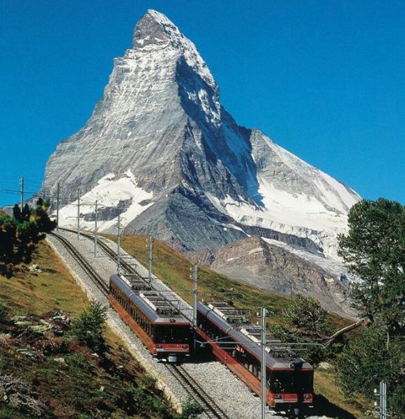 Zermatt bahn beneath Matterhorn