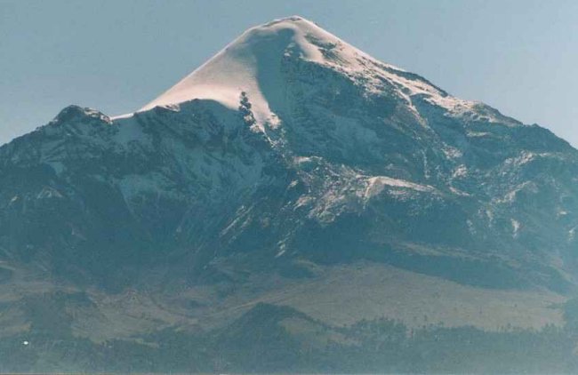 Pico de Orizaba ( Citlaltepetl ) - 5610 metres - highest mountain in Mexico 