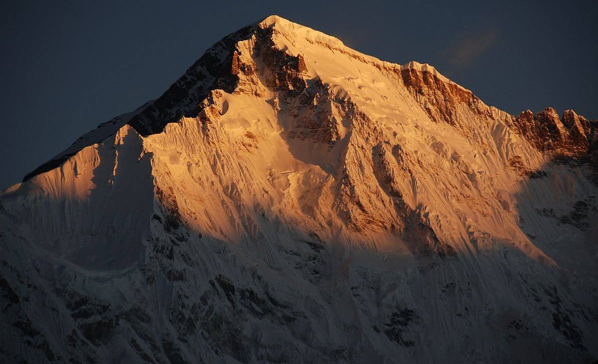 Cho Oyu from above Khumbu Panch Pokhari